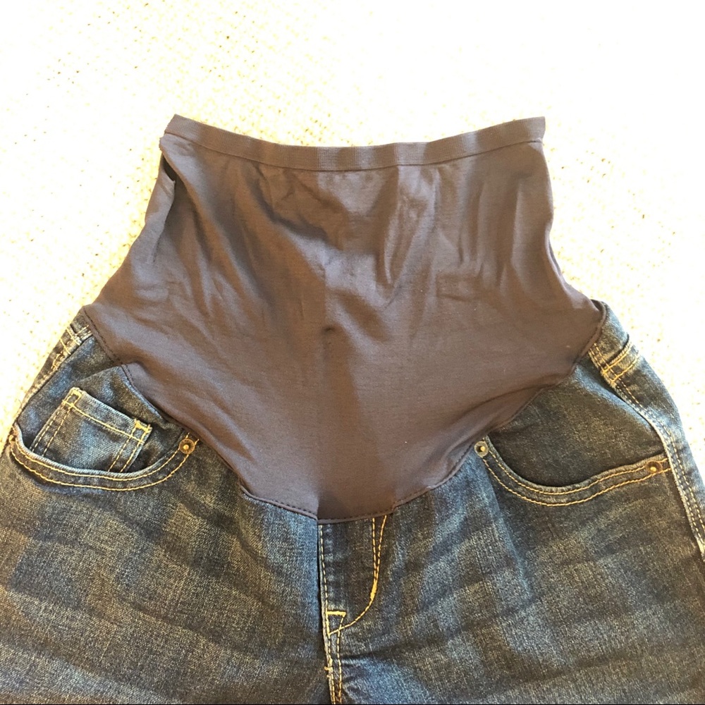 Maternity Jeans - Picture 3 of 8